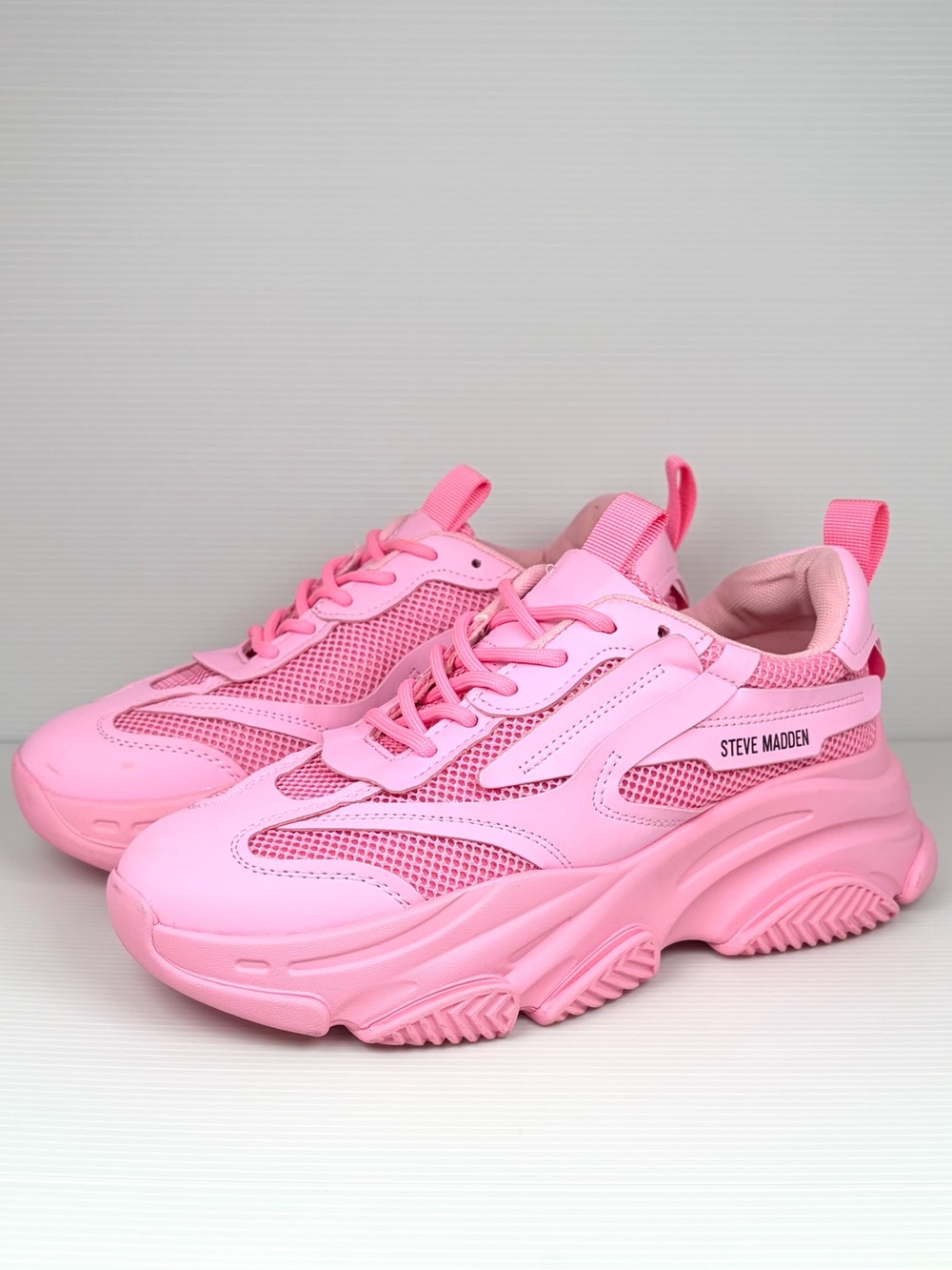 Steve Madden Possession Hot Pink Chunky Sneakers Women’s 9.5